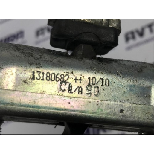 Обмежувач дверей передніх L+R Opel Corsa D HB 5дв. 2006-2014 13180682